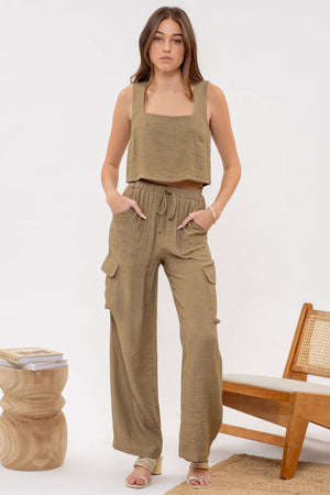 
                
                    Load image into Gallery viewer, Silky Crinkle Cargo Pants
                
            