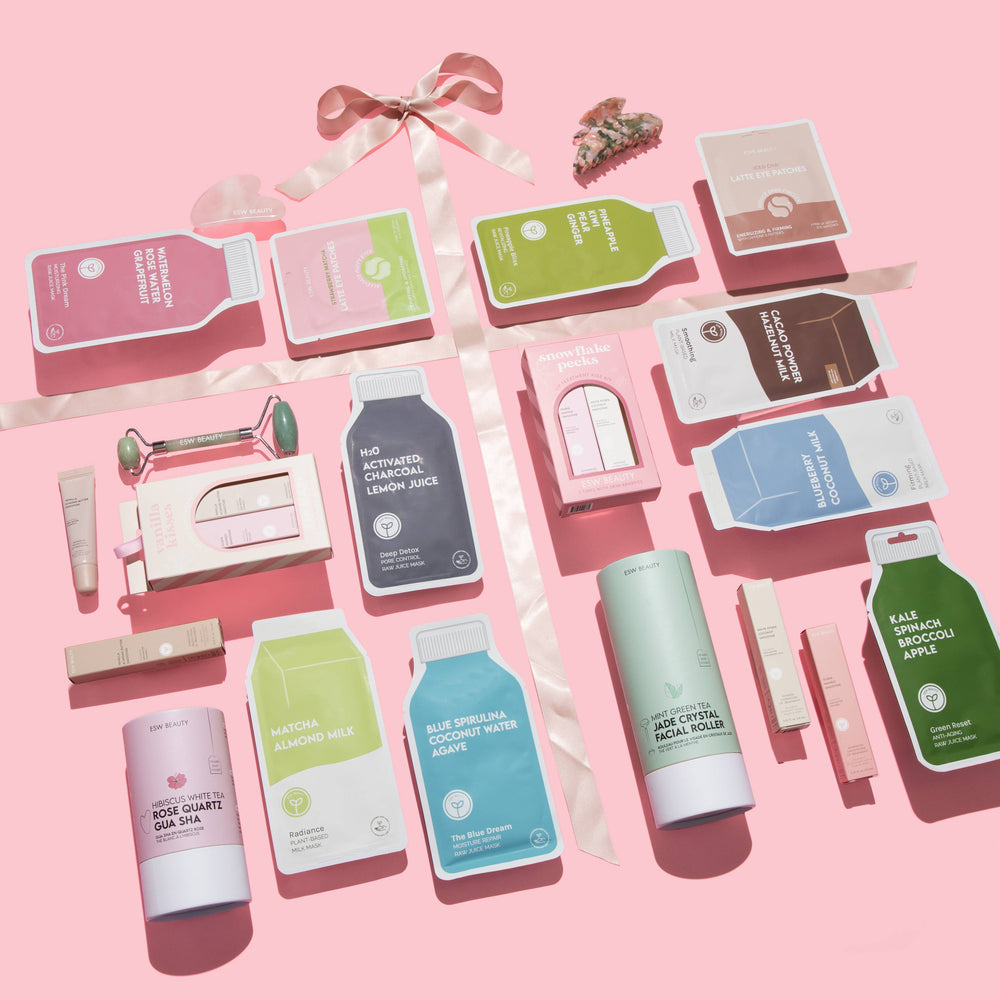 
                
                    Load image into Gallery viewer, Snowflake Pecks Lip Treatment Kiss Kit
                
            